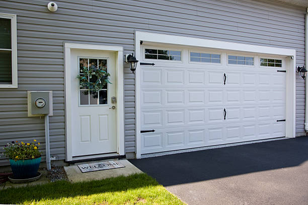 24/7 Emergency Garage Door Panel Replacement experts in Crawford County County, AR